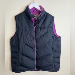 Cabela's Puffer Vest Goose Down 650 Black and Purple